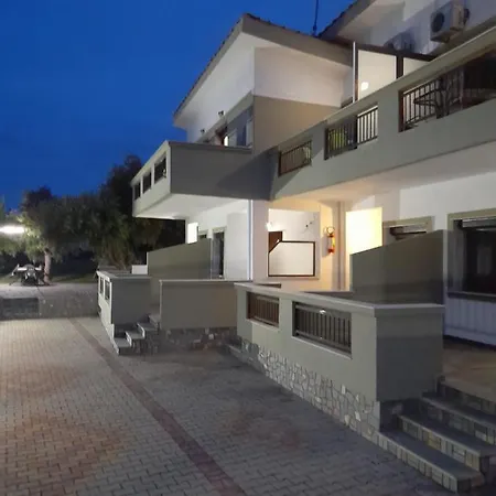 דירה Giola Aparments And 2 *