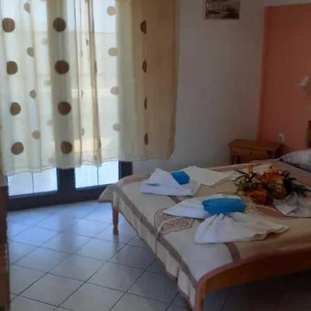 Apartamento Giola Aparments And 2 Astris