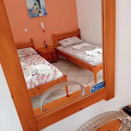 Giola Aparments And 2 * Astris