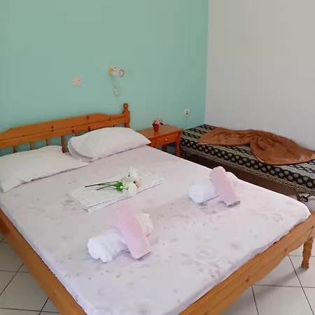 Giola Aparments And 2 * Astris