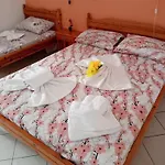 Apartment Giola Aparments And 2 *