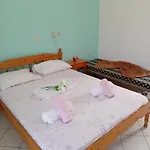 Giola Aparments And 2 * Astris