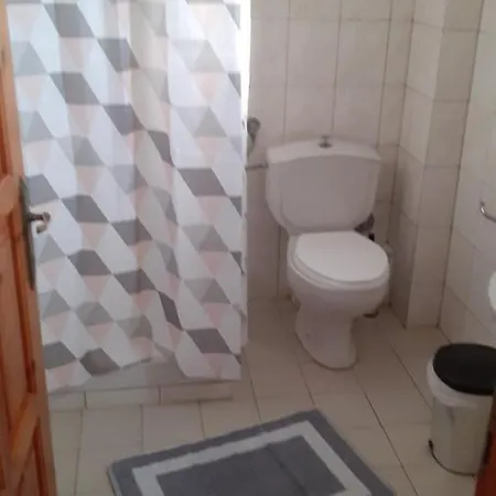 Giola Aparments And 2 Apartman