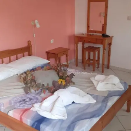 Apartment Giola Aparments And 2 Astris