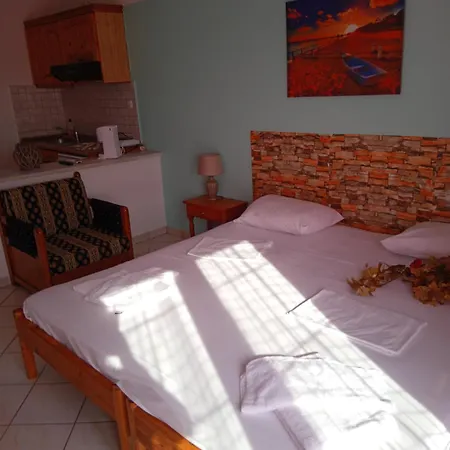 Giola Aparments And 2 Apartman Asztrída